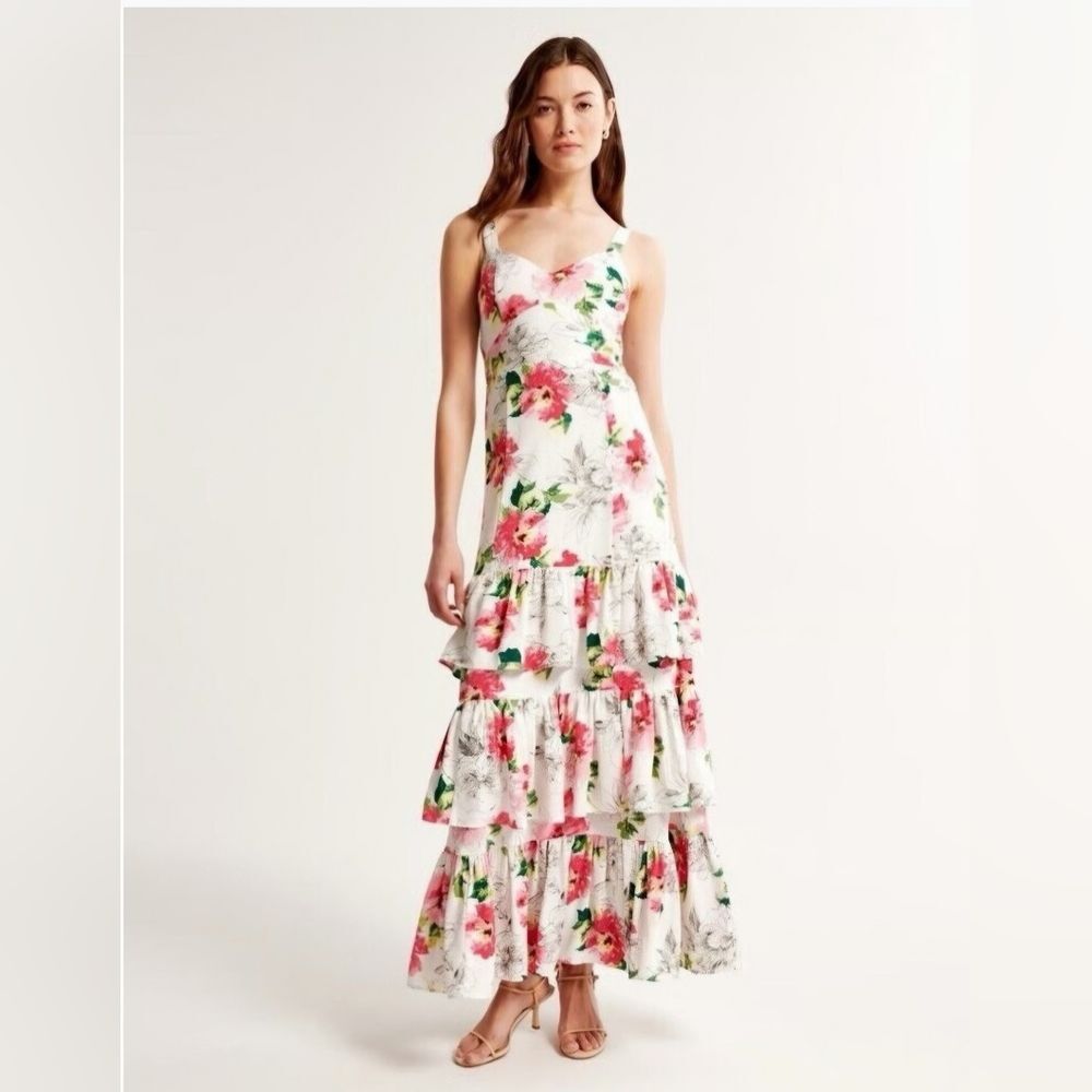 NWT Abercrombie & Fitch Dream Ruffle Floral Maxi Dress Size Small Petite